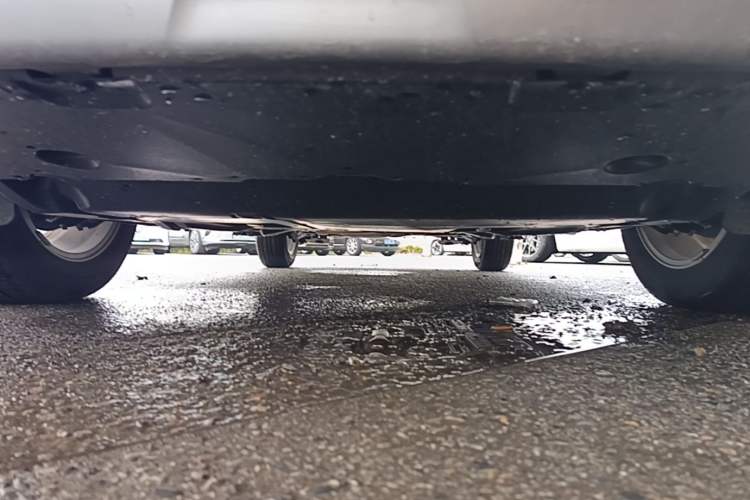 Used Toyota Corolla Cross 2024 2.0L Pioneer Edition Chassis Front