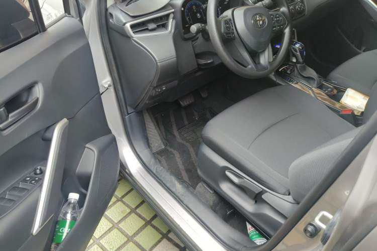 Used Toyota Corolla Cross 2024 2.0L Pioneer Edition Driver Seat