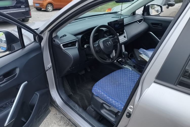 Used Toyota Corolla Cross 2024 2.0L Smart Electric Hybrid Dual-Engine Pioneer Edition Driver Seat