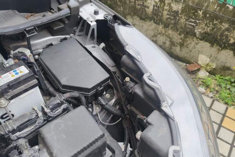 Used Toyota Corolla Cross 2024 2.0L Pioneer Edition Engine Bay Left