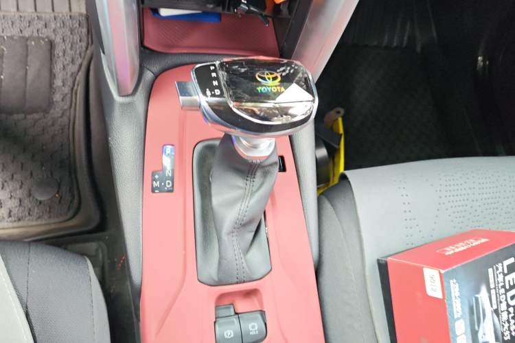 Used Toyota Corolla Cross 2024 2.0L Pioneer Edition Gear Lever