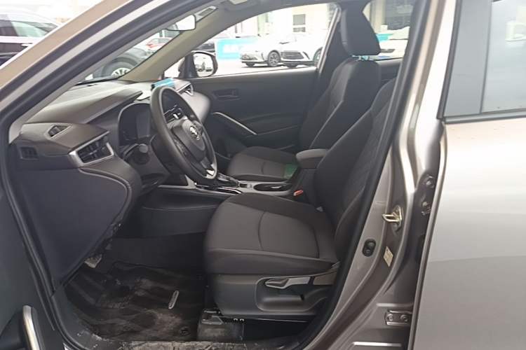 Used Toyota Corolla Cross 2024 2.0L Pioneer Edition Left Front Seat