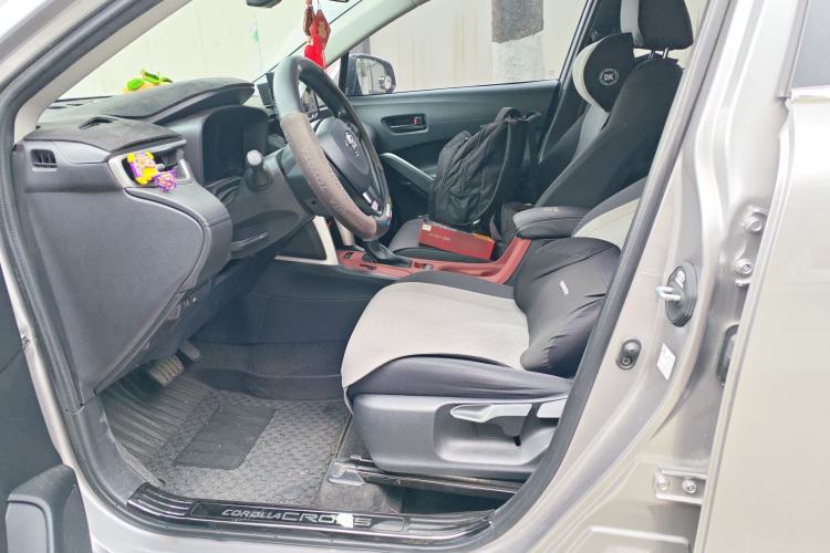 Used Toyota Corolla Cross 2024 2.0L Pioneer Edition Left Front Seat