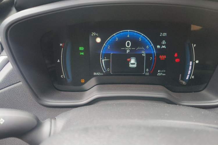 Used Toyota Corolla Cross 2024 2.0L Pioneer Edition Odometer Close Up