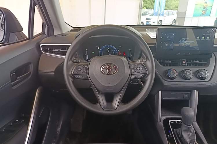 Used Toyota Corolla Cross 2024 2.0L Pioneer Edition Steering Wheel