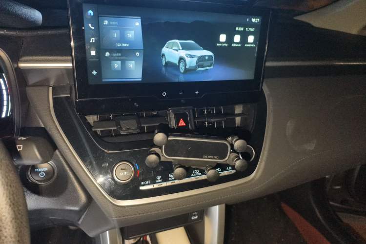 Used Toyota Corolla Cross 2024 2.0L Smart Electric Hybrid Dual-Engine Pioneer Edition Audio And AC Panel