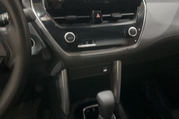 Used Toyota Corolla Cross 2024 2.0L Smart Electric Hybrid Dual-Engine Pioneer Edition Audio And AC Panel