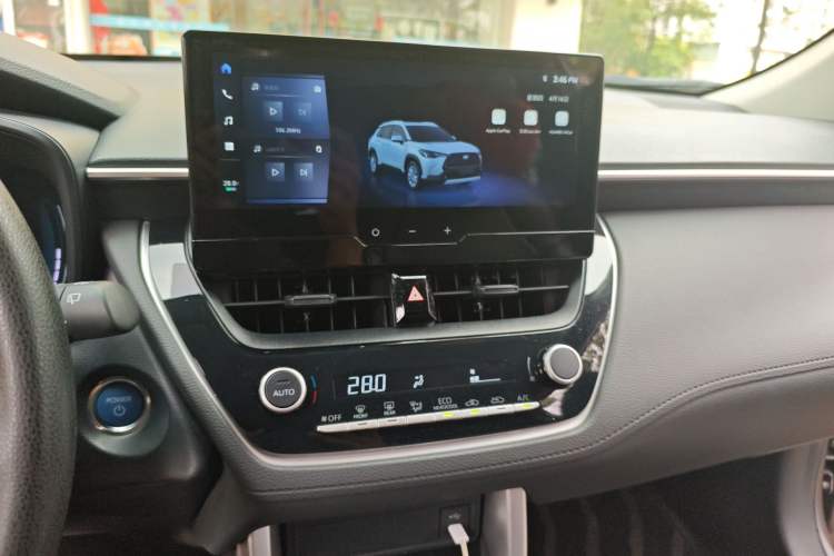 Used Toyota Corolla Cross 2024 2.0L Smart Electric Hybrid Dual-Engine Pioneer Edition Audio And AC Panel