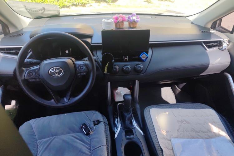 Used Toyota Corolla Cross 2024 2.0L Pioneer Edition Center Console