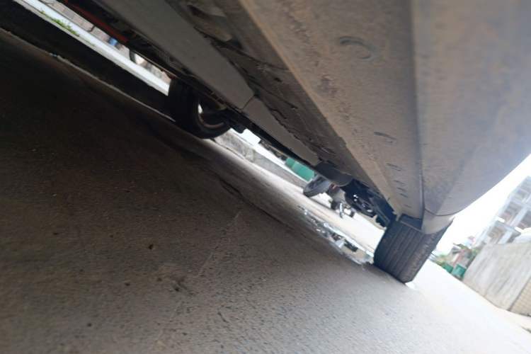 Used Toyota Corolla Cross 2024 2.0L Smart Electric Hybrid Dual-Engine Pioneer Edition Chassis Front Left