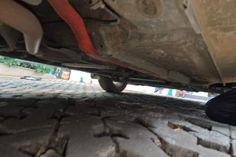 Used Toyota Corolla Cross 2024 2.0L Smart Electric Hybrid Dual-Engine Pioneer Edition Chassis Rear Right