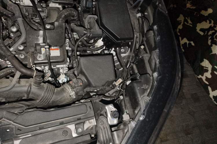 Used Toyota Corolla Cross 2024 2.0L Smart Electric Hybrid Dual-Engine Pioneer Edition Engine Bay Left