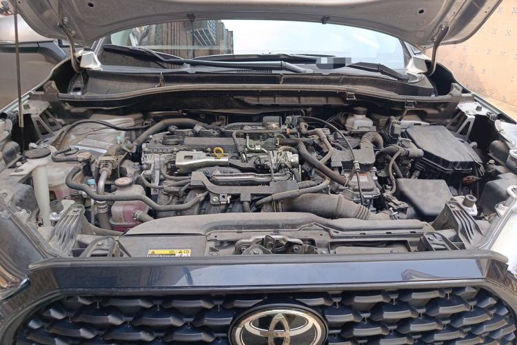 Used Toyota Corolla Cross 2024 2.0L Smart Electric Hybrid Dual-Engine Pioneer Edition Engine Bay