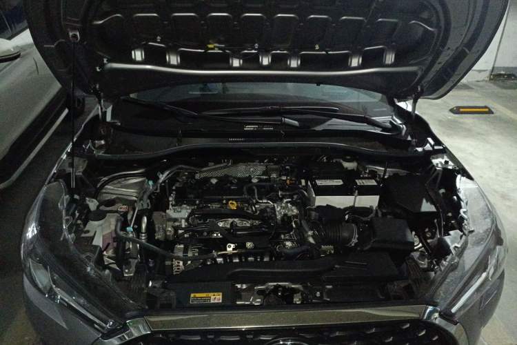 Used Toyota Corolla Cross 2024 2.0L Elite Edition Engine Bay