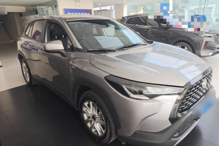 Used Toyota Corolla Cross 2024 2.0L Smart Electric Hybrid Dual-Engine Pioneer Edition Front Right 45 Deg
