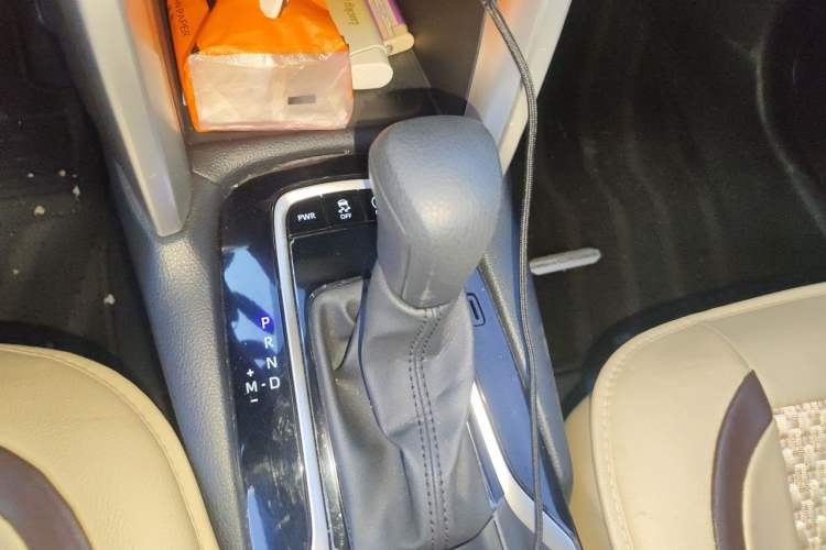 Used Toyota Corolla Cross 2024 2.0L Pioneer Edition Gear Lever