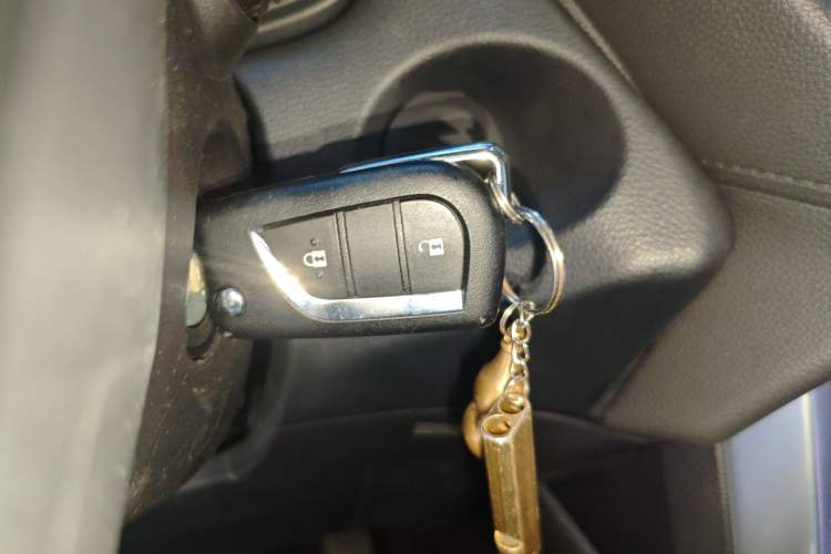 Used Toyota Corolla Cross 2024 2.0L Pioneer Edition Interior 1
