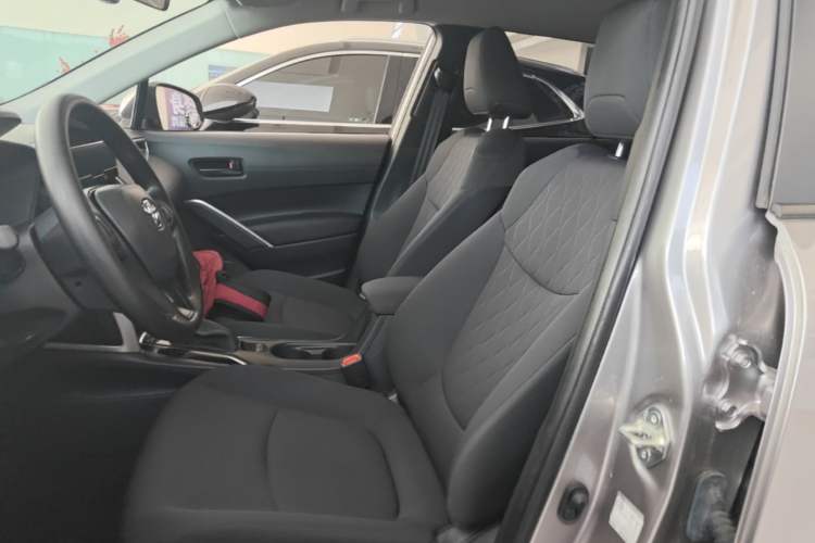 Used Toyota Corolla Cross 2024 2.0L Smart Electric Hybrid Dual-Engine Pioneer Edition Left Front Seat