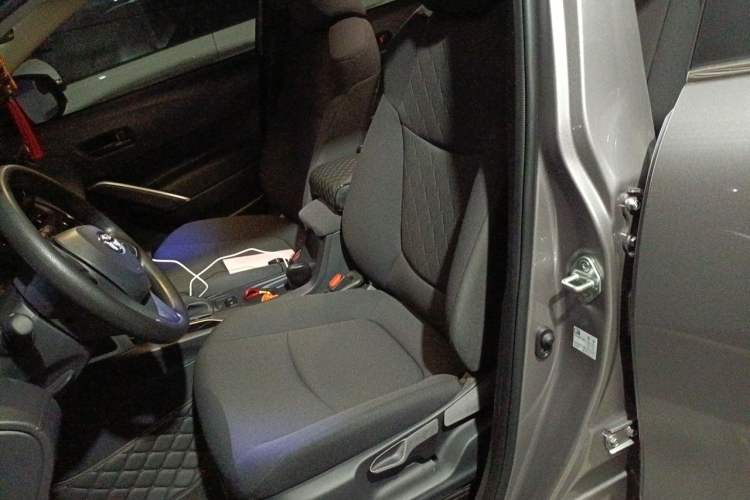Used Toyota Corolla Cross 2024 2.0L Elite Edition Left Front Seat
