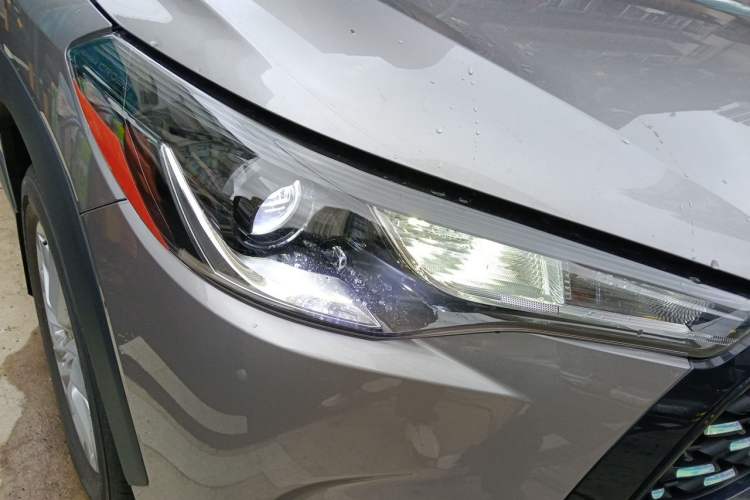 Used Toyota Corolla Cross 2024 2.0L Elite Edition Right Front Headlight