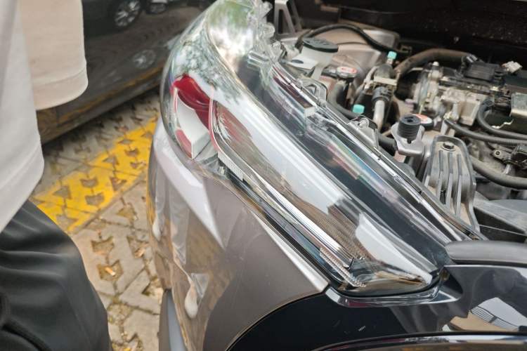 Used Toyota Corolla Cross 2024 2.0L Smart Electric Hybrid Dual-Engine Pioneer Edition Right Front Headlight