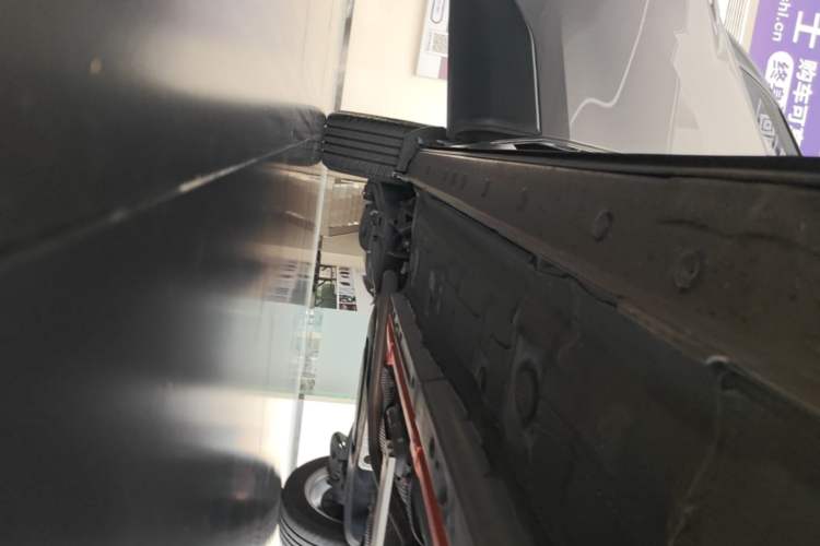 Used Toyota Corolla Cross 2024 2.0L Smart Electric Hybrid Dual-Engine Pioneer Edition Right Side Sill