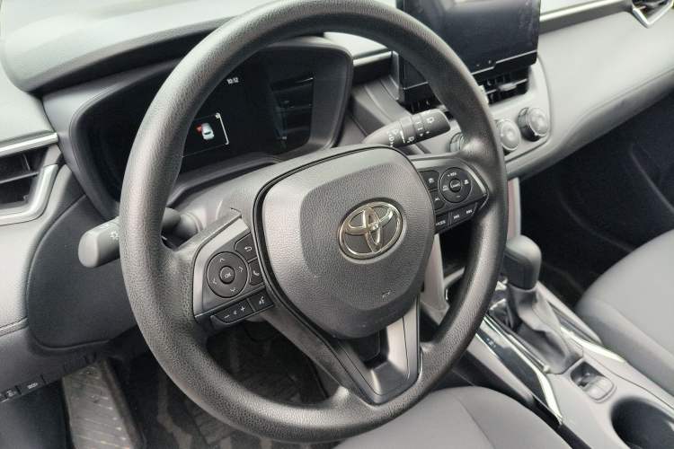 Used Toyota Corolla Cross 2024 2.0L Pioneer Edition Steering Wheel