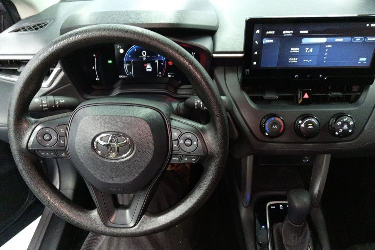 Used Toyota Corolla Cross 2024 2.0L Pioneer Edition Steering Wheel
