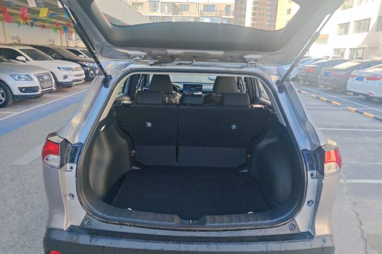 Used Toyota Corolla Cross 2024 2.0L Elite Edition Trunk