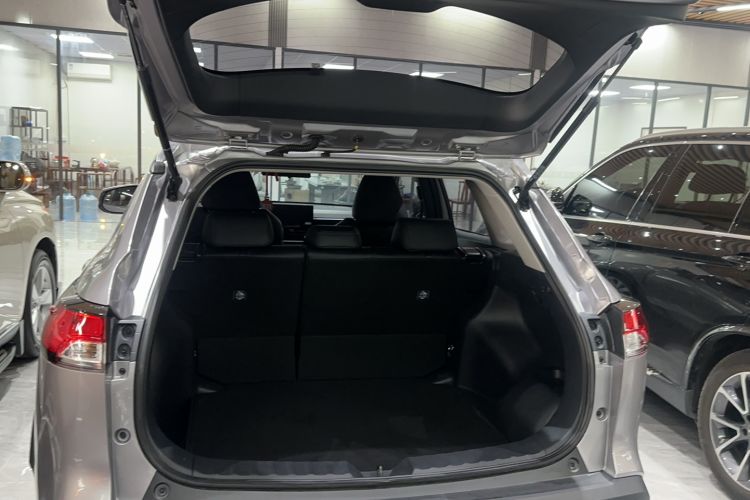 Used Toyota Corolla Cross 2024 2.0L Smart Electric Hybrid Dual-Engine Pioneer Edition Trunk