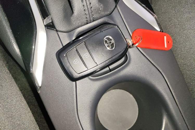 Used Toyota Corolla Cross 2024 2.0L Elite Edition Vehicle Key