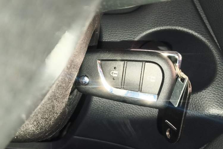 Used Toyota Corolla Cross 2024 2.0L Pioneer Edition Vehicle Key