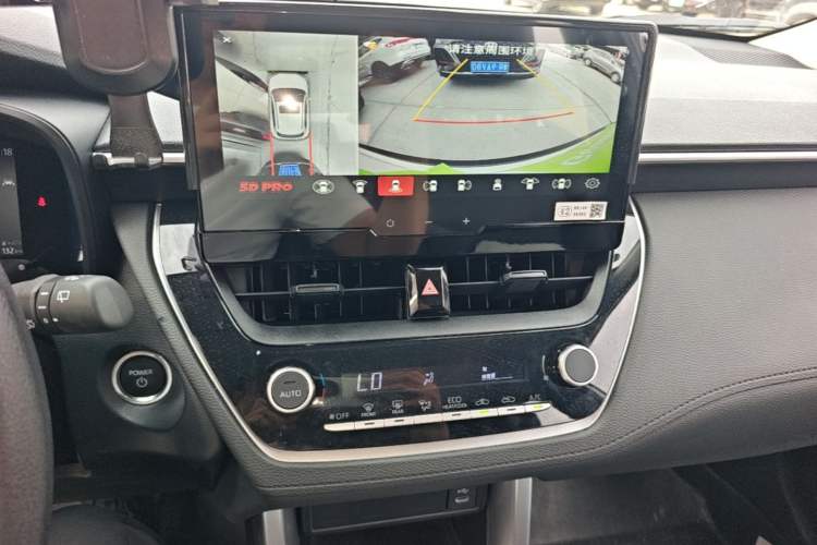 Used Toyota Corolla Cross 2024 2.0L Smart Electric Hybrid Dual-Engine Pioneer Edition Audio And AC Panel