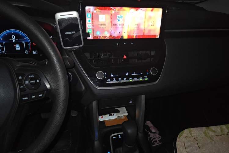 Used Toyota Corolla Cross 2024 2.0L Elite Edition Audio And AC Panel