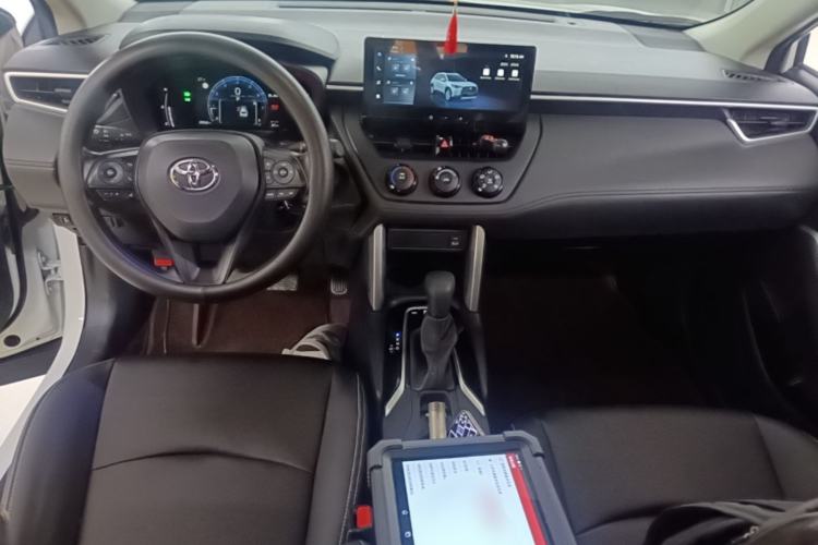 Used Toyota Corolla Cross 2024 2.0L Pioneer Edition Center Console