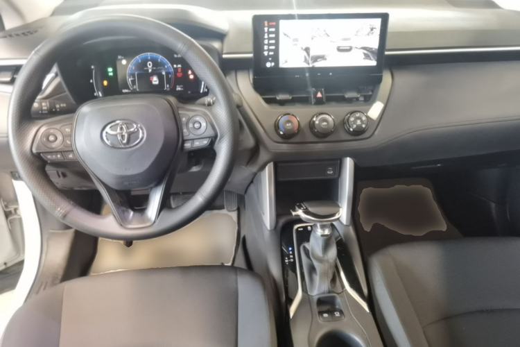 Used Toyota Corolla Cross 2024 2.0L Pioneer Edition Center Console