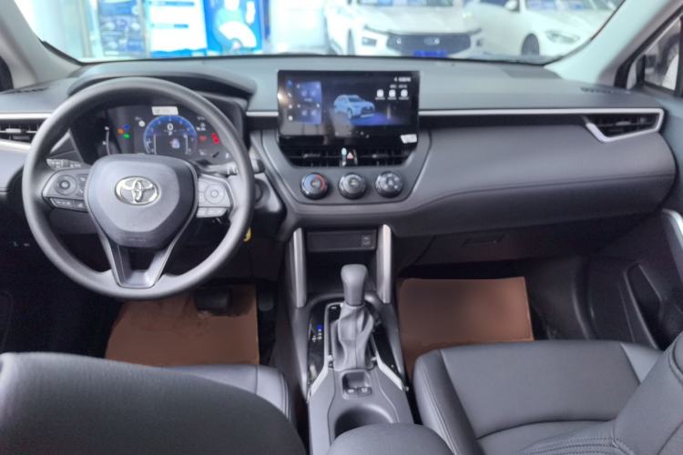 Used Toyota Corolla Cross 2024 2.0L Pioneer Edition Center Console