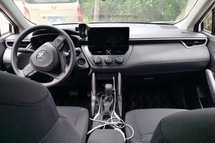 Used Toyota Corolla Cross 2024 2.0L Pioneer Edition Center Console