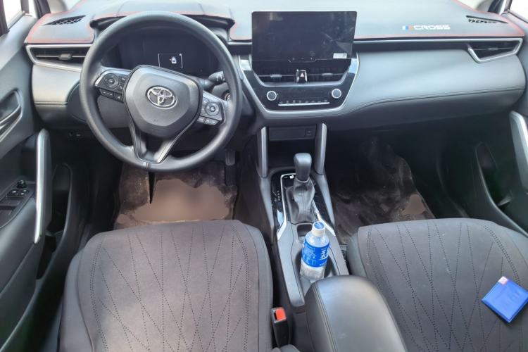 Used Toyota Corolla Cross 2024 2.0L Pioneer Edition Center Console