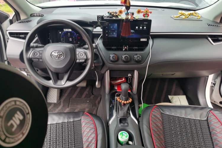 Used Toyota Corolla Cross 2024 2.0L Pioneer Edition Center Console