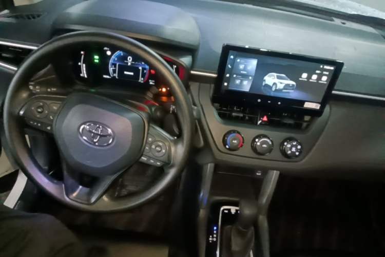 Used Toyota Corolla Cross 2024 2.0L Pioneer Edition Center Console