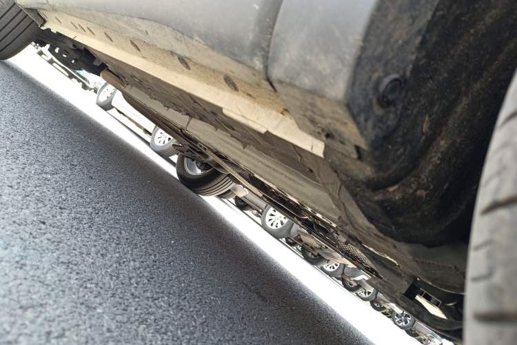 Used Toyota Corolla Cross 2024 2.0L Pioneer Edition Chassis Front Right