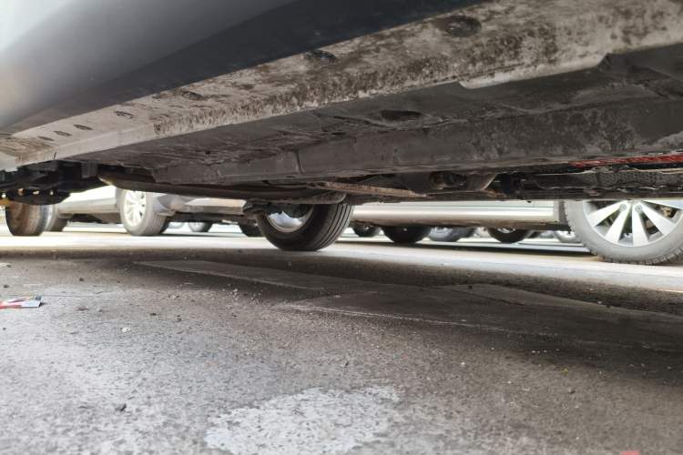 Used Toyota Corolla Cross 2024 2.0L Smart Electric Hybrid Dual-Engine Pioneer Edition Chassis Front Right