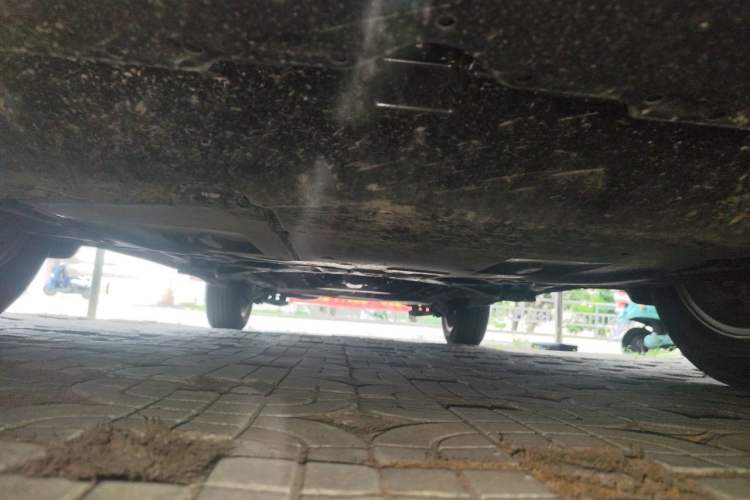 Used Toyota Corolla Cross 2024 2.0L Smart Electric Hybrid Dual-Engine Pioneer Edition Chassis Front