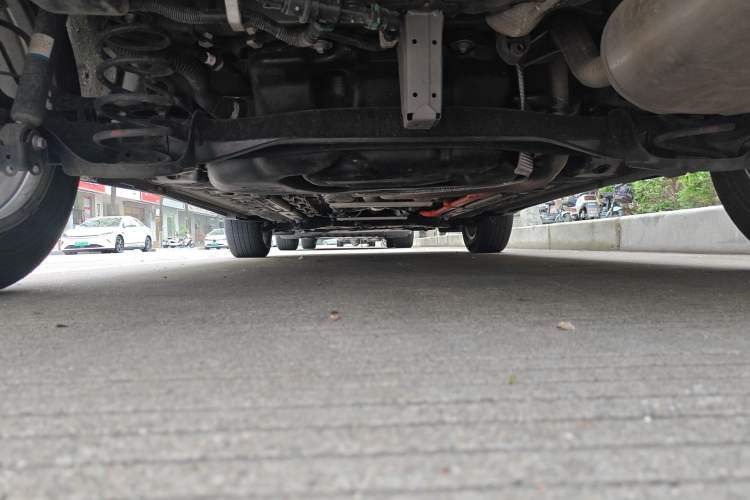 Used Toyota Corolla Cross 2024 2.0L Smart Electric Hybrid Dual-Engine Elite Edition Chassis Rear
