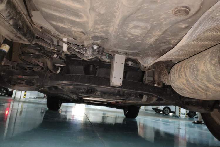 Used Toyota Corolla Cross 2024 2.0L Smart Electric Hybrid Dual-Engine Pioneer Edition Chassis Rear