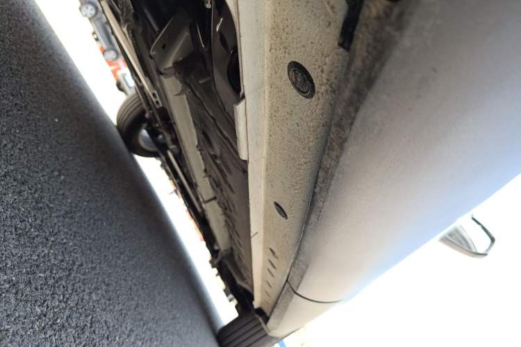 Used Toyota Corolla Cross 2024 2.0L Pioneer Edition Chassis Rear Right