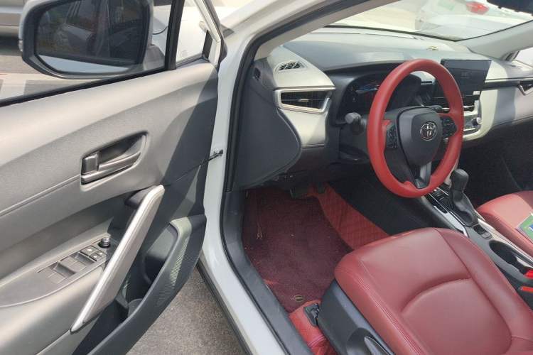 Used Toyota Corolla Cross 2024 2.0L Elite Edition Driver Seat