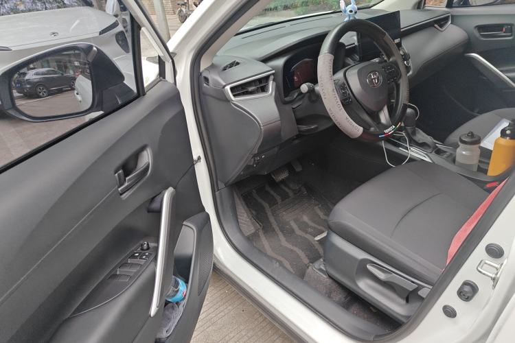 Used Toyota Corolla Cross 2024 2.0L Smart Electric Hybrid Dual-Engine Elite Edition Driver Seat