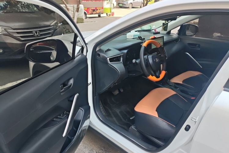 Used Toyota Corolla Cross 2024 2.0L Smart Electric Hybrid Dual-Engine Elite Edition Driver Seat